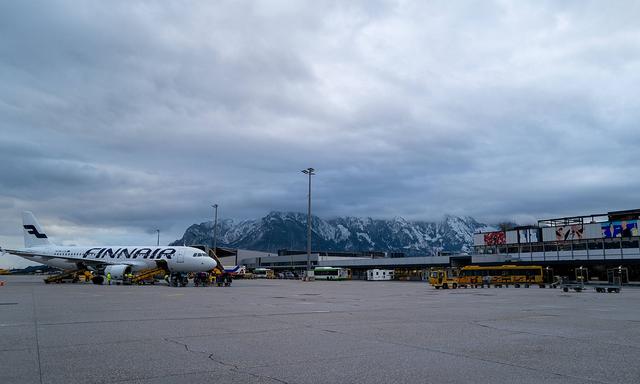 Bombendrohung an Salzburger Flughafen Verdächtiger festgenommen