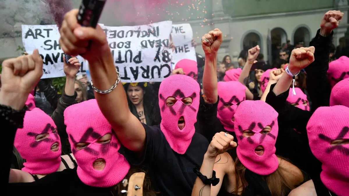 Pussy Riot belagern Russischen Pavillon Möchte sich Europa von