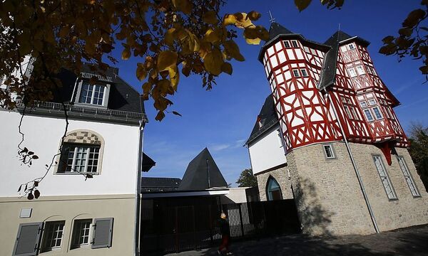 Limburg: Bischofssitz könnte Flüchtlingsheim werden