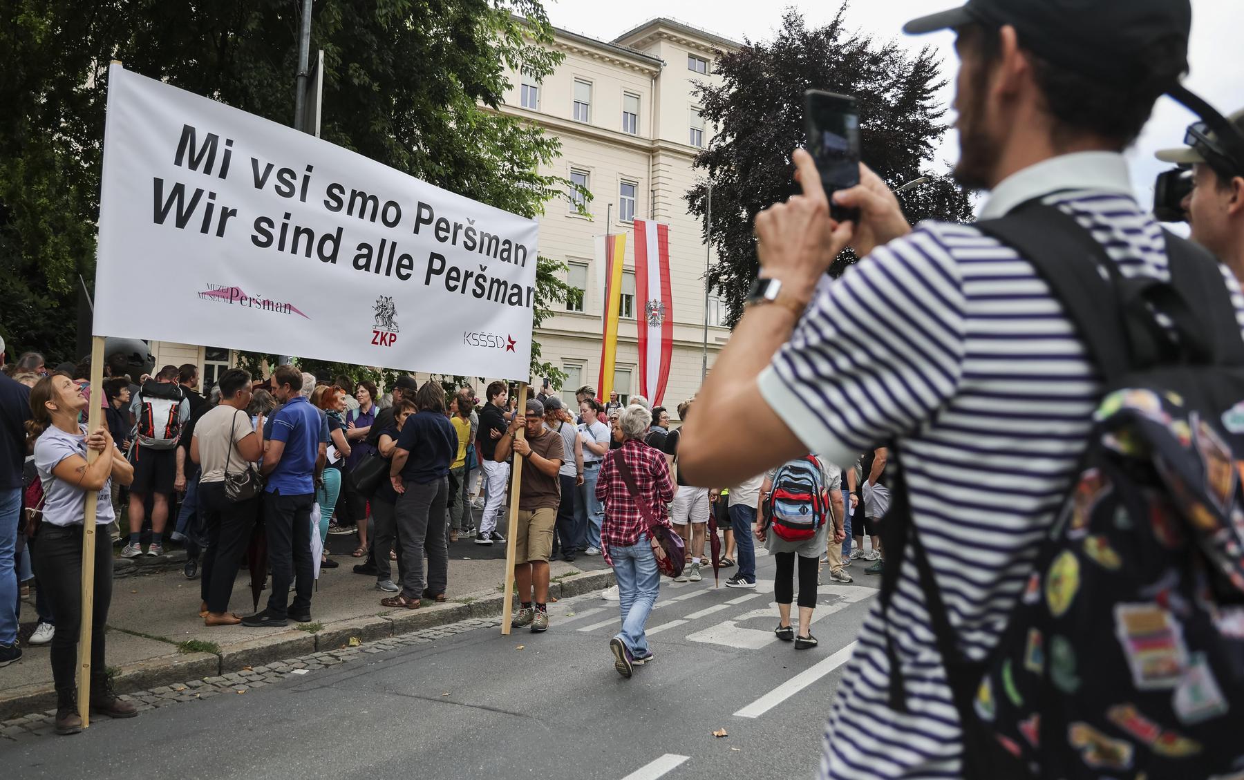 Polizeieinsatz am Peršmanhof: Ermittlungen wegen Amtsmissbrauch gegen drei Personen
