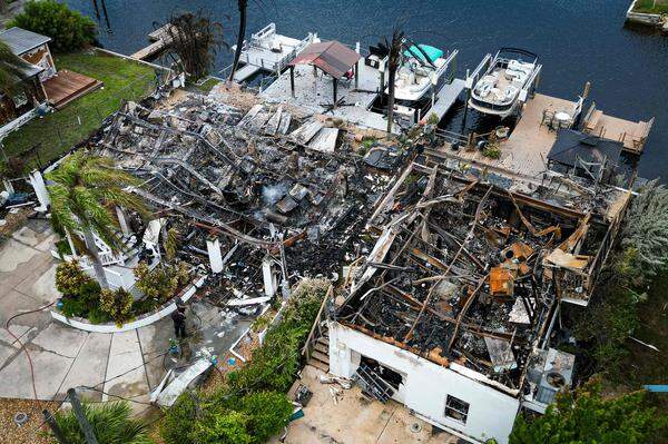 „Idalia“ ist als schwerer Hurrikan auf die Küste des US-Staates Florida getroffen.