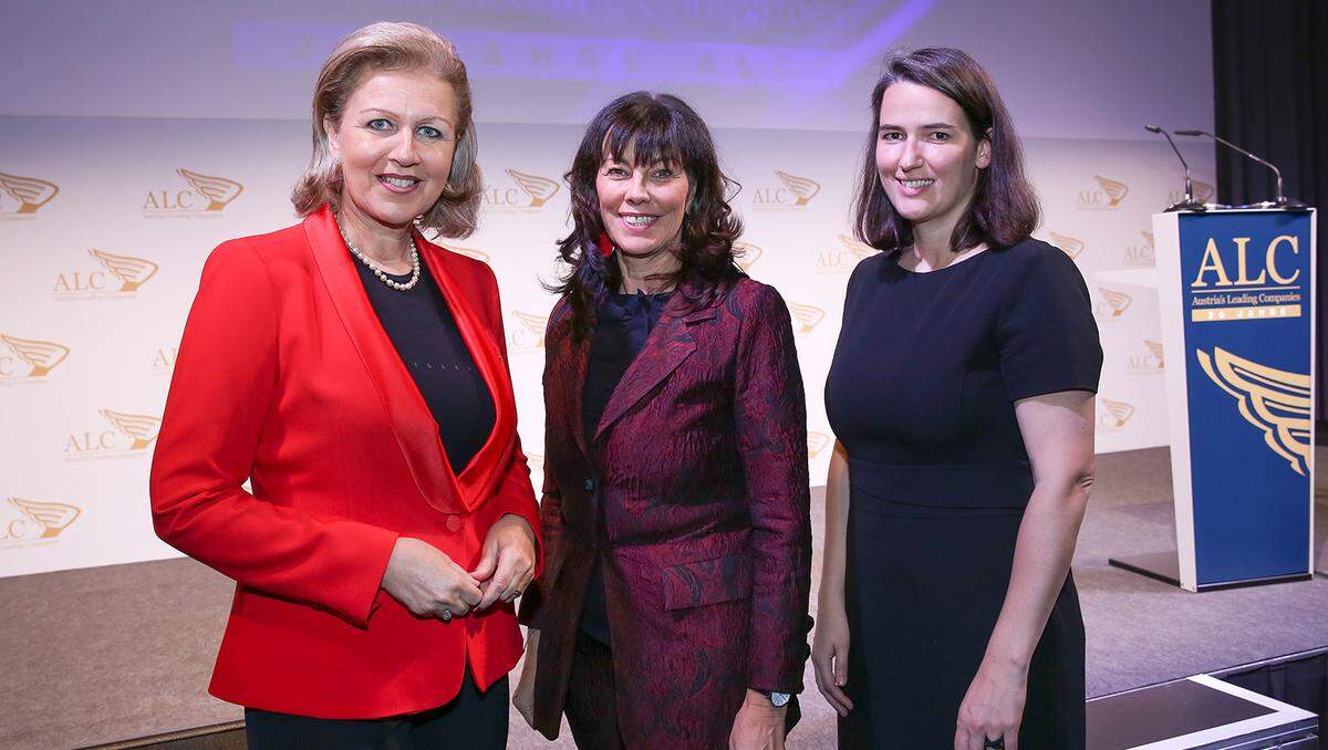 Frauenpower beim Tiroler Fest der Wirtschaft: Wirtschaftslandesrätin Patrizia Zoller-Frischauf, Unternehmerin und WKÖ-Vizepräsidentin Martha Schultz sowie WK Tirol-Vizepräsidentin Barbara Thaler (v. li.)