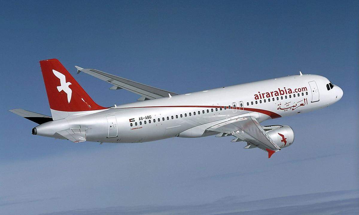 Land: Vereinigte Arabische Emirate Die Air Arabia ist noch eine relaltiv junge Fluglinie: Im Jahr 2003 wurde sie als erste Billigfluggesellschaft im Nahen Osten gegründet. Im Jahr 2015 machte Air Arabia Schlagzeilen, weil ein Flugzeug nach einer Bombendrohung eines Passagiers umgeleitet werden musste, ansonsten gab es kaum Zwischenfälle.