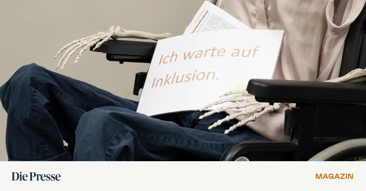 Ein-Skelett-vor-dem-Landtag-und-mehr-Im-Kampf-f-r-Selbstbestimmung-seit-1848-premium-