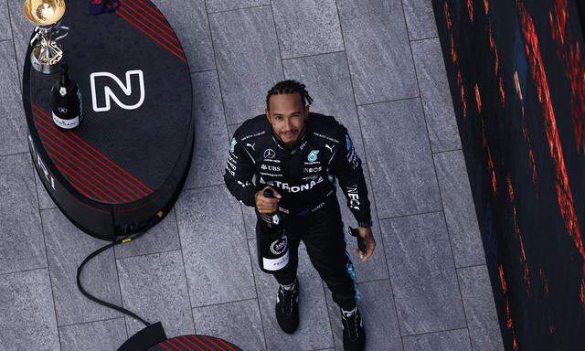 Lewis Hamilton genoss den Sotschi-Sieg in vollen Zügen.