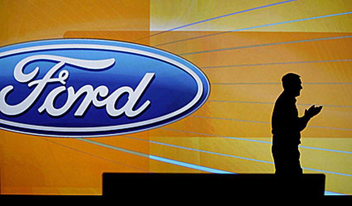 Ford, der dritte im Bunde der "Big Three", hat bisher noch keine Staatshilfe beantragt. Auf der "Todesliste" von Moody's scheint der US-Autobauer dennoch auf.