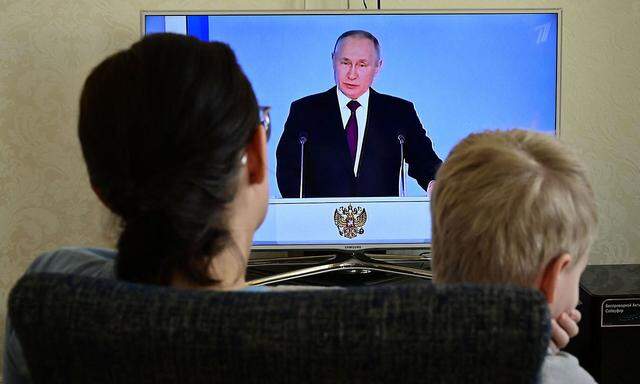 Wladimir Putin hielt seine Rede zur Lage der Nation - live im Fernsehen im ganzen Land und in der ganzen Welt beobachtet.