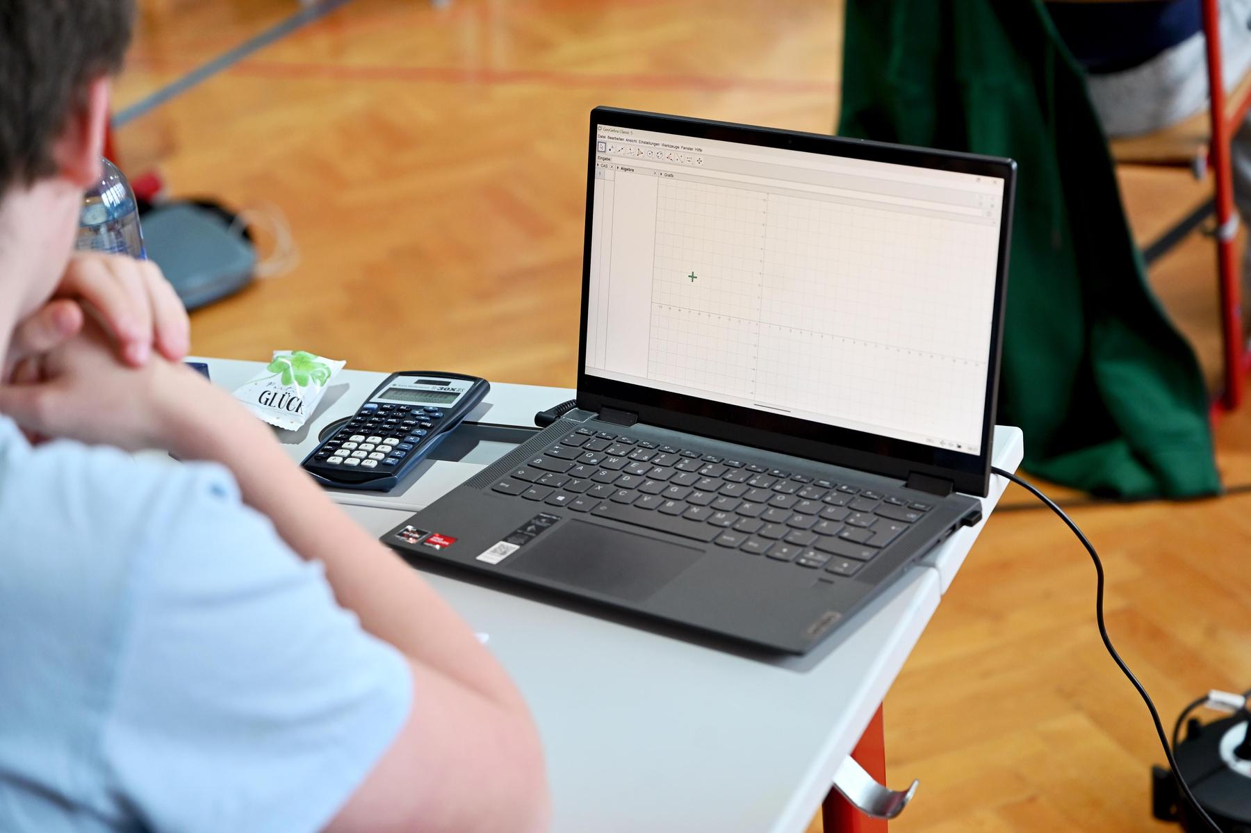 Schulen können künftig auf digitalem „Marktplatz“ Lernapps kaufen