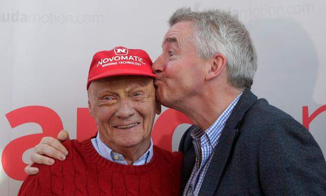  Niki Lauda mit Ryanair-Boss Michael O'Leary. 