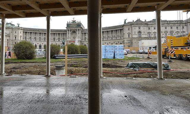  Baustellenbesuch auf dem Heldenplatz für das Parlamentsgebäude