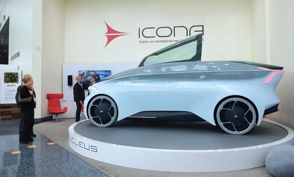 Der Icona Nucleus wurde schon auf der Genver Automesse vorgestellt. Mit seinem futuristischen Design zieht er trotzdem alle Blicke auf sich.