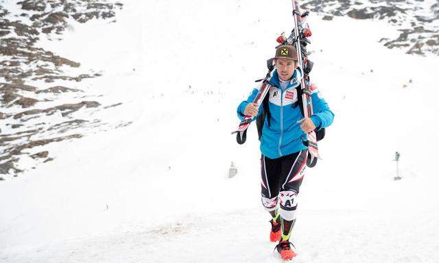 SKI ALPIN: OeSV-MEDIENTAG AM MOeLLTALER GLETSCHER / HIRSCHER