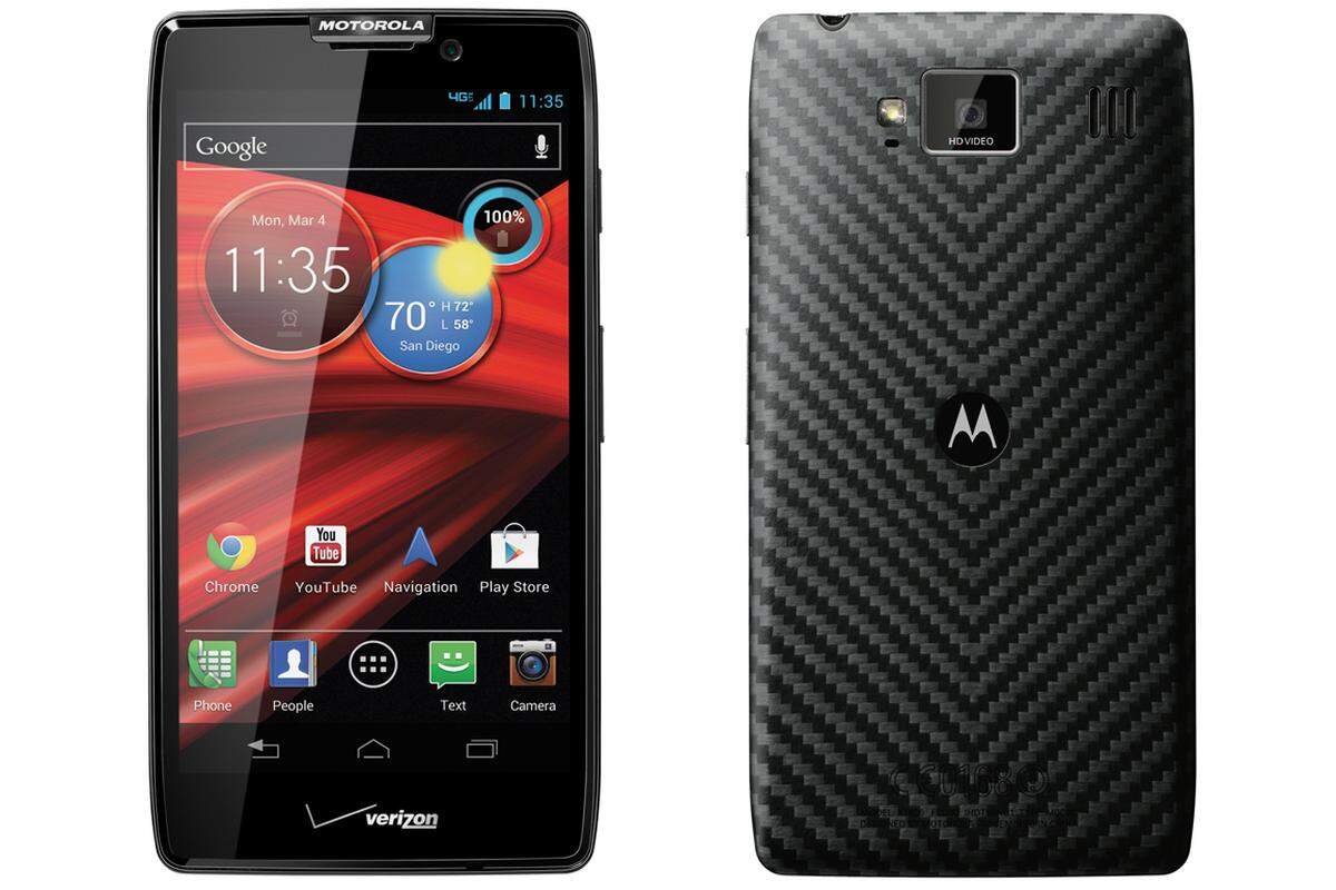Motorola Mobility wurde im Frühjahr von Google übernommen und hat nun seine ersten Smartphones als Google-Tochter vorgestellt. Hier wird am Jahresende die neueste Android-Version geboten, 4.1 "Jelly Bean", und Updates werden vermutlich durch die Nähe zu Google ebenfalls besonders schnell geliefert. Die Daten: 4,7 Zoll, 1280 x 720 Pixel, 8 Megapixel, Dual-Core-Prozessor mit 1,5 Gigahertz, 146 Gramm. Erscheinungsdatum umd Preis stehen noch nicht fest.