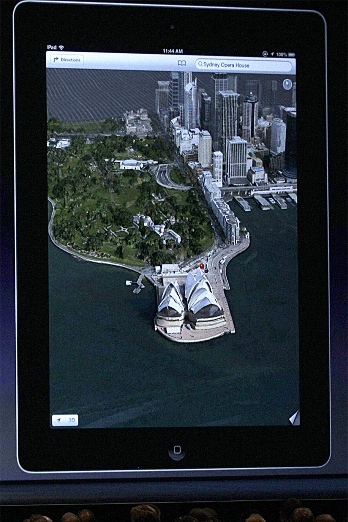 Highlight ist ein fotorealistischer 3D-Modus mit dem Städte "überflogen" werden können. >Alle Details zu Apple Maps