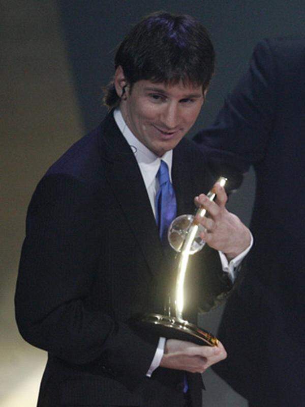 Die Wahl zum "Fußballer des Jahres" im Dezember 2009 war damit keine spannende Angelegenheit mehr - Lionel Messi gewann mit neuem Rekordvorsprung.