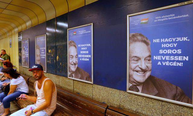 Kampagne gegen den Zivilgesellschafts-Förderer: Bis zu Netanjahus Besuch in Budapest sollen die von der ungarischen Regierung finanzierten, umstrittenen Anti-Soros-Plakate wieder verschwinden.  