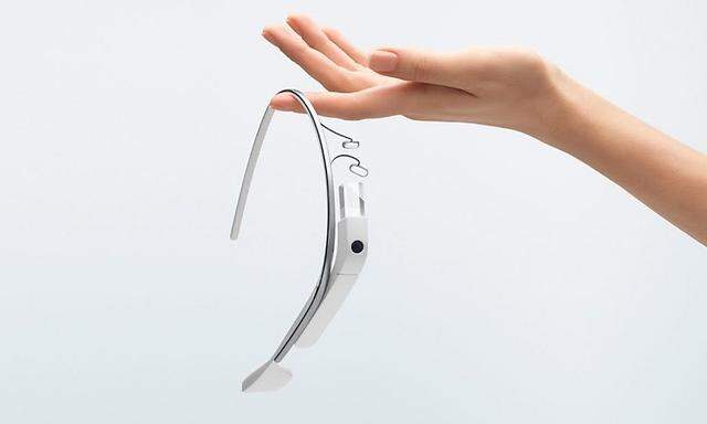 Glass: Google verschickt Brille und nennt Daten