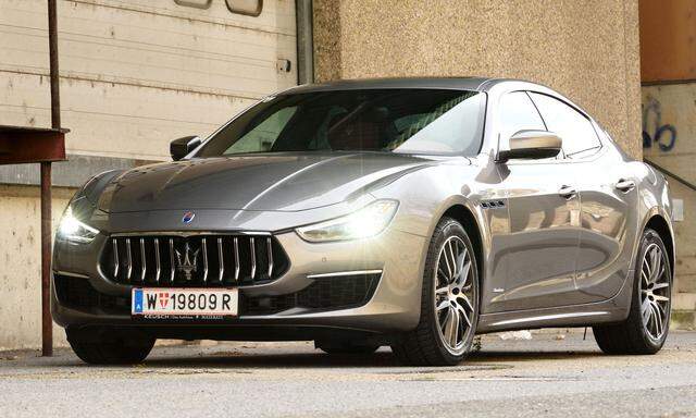 Maserati Ghibli GT Hybrid