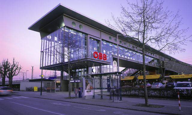 Archivbild: Der Welser Hauptbahnhof
