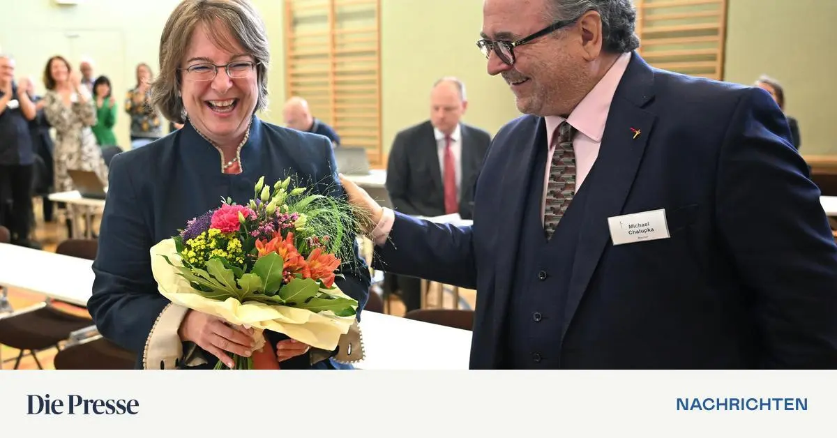 Erste-Bisch-fin-in-sterreich-legt-Fr-hstart-hin-premium-