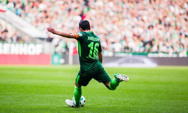 Seine Flanken, seine Freistöße haben im Weserstadion begeistert, nun kehrt Zlatko Junuzović der deutschen Bundesliga den Rücken.
