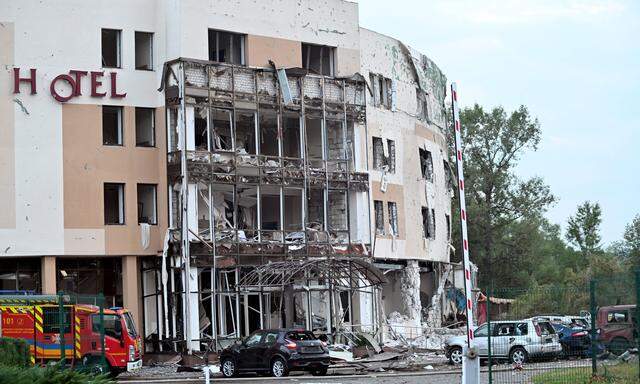 Das Hotel in Saporischschja wurde von einer Rakete getroffen.