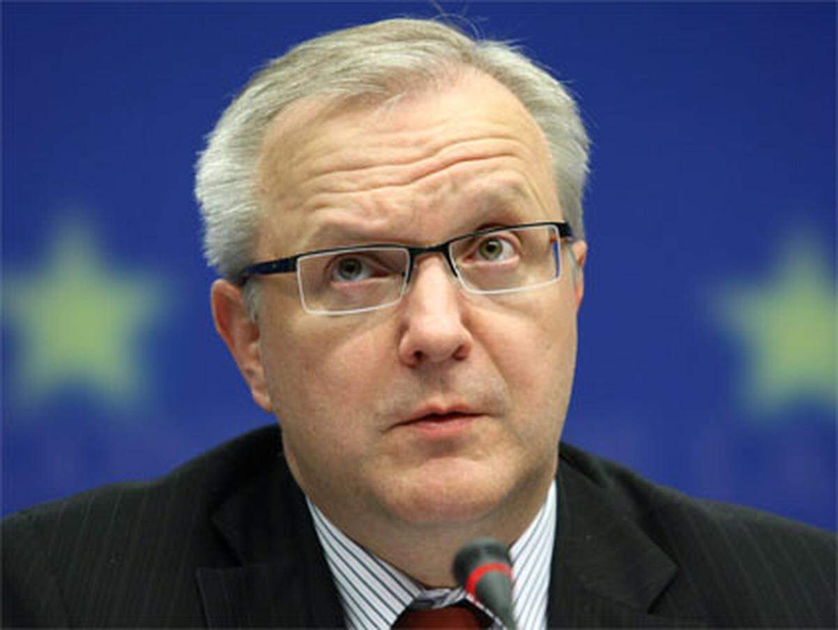 Rehn bekräftigte seinen Plan, die Budgetpolitik der EU-Mitgliedstaaten stärker unter die Kontrolle der Kommission zu stellen. "Es ist besser, eine Feuerwehr zu gründen, bevor ein Feuer ausbricht."