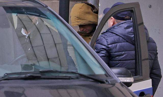 Gershkovich beim Verlassen eines Gerichtsgebäudes in Moskau am Donnerstag.