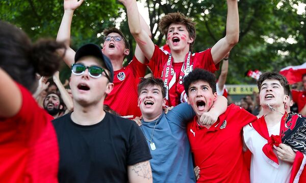 Jubeln dürfen österreichische Fans (wenn überhaupt) nur in den hiesigen Public Viewing-Zonen.