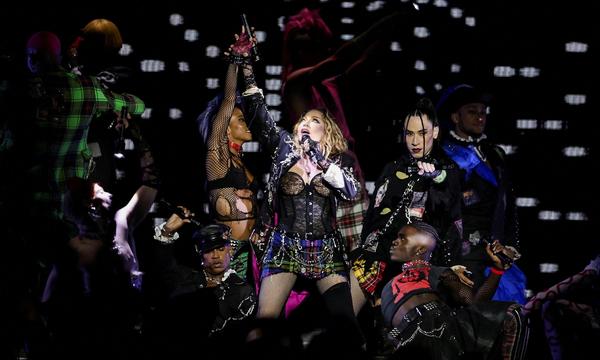 „Danke, dass ich da sein darf“, bedankte sich Madonna in Rio de Janeiro.