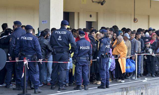 Flüchtlinge: ÖBB stoppen Zugverkehr zwischen Österreich und Ungarn