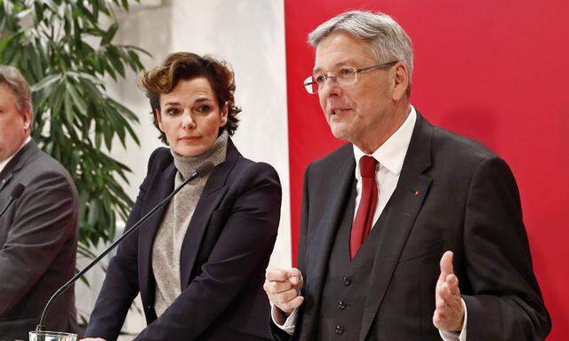 Zwei Personen an der SPÖ-Spitze? Peter Kaiser verwirrt mit "Doppelspitze". 
