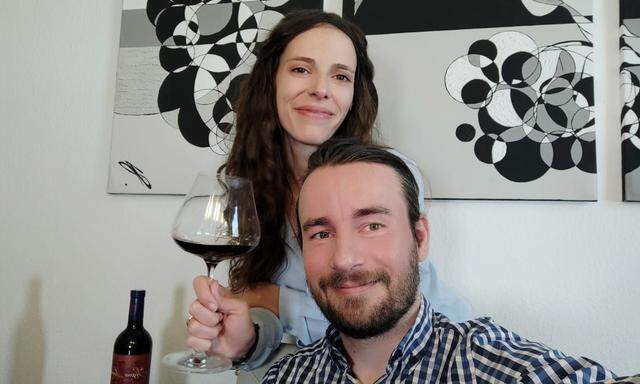 Katja Bernegger und Patrick Bayer vom Weingut "Herbert Bayer - In Signo Leonis".