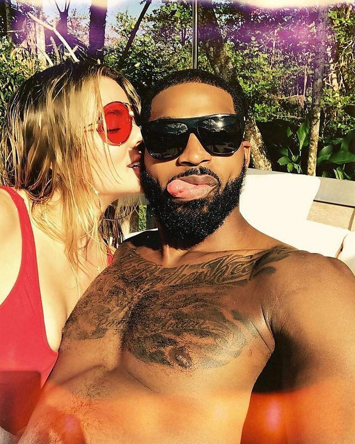 Die 33-jährige Khloé Kardashian und ihr 26-jähriger Freund Tristan Thompson (im Bild) - der Kanadier ist NBA-Basketballspieler für die Cleveland Cavaliers - sind seit gut einem Jahr ein Paar. Davor durchlebte Kardashian eine recht öffentliche Trennung und Scheidung von ihrem Ehemann Lamar Odom, ebenfalls ein Basketballprofi. Mit Thompson hingegen führe sie die beste Beziehung ihres Lebens, sagte Kardashian in einem Interview über ihre neue Liebe.