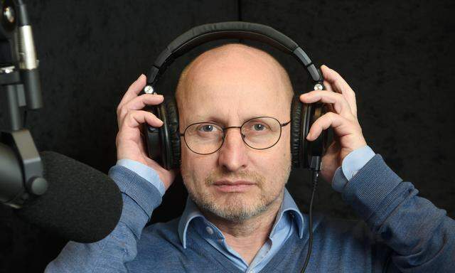 Wieland Schneider im Podcast-Studio der „Presse“.