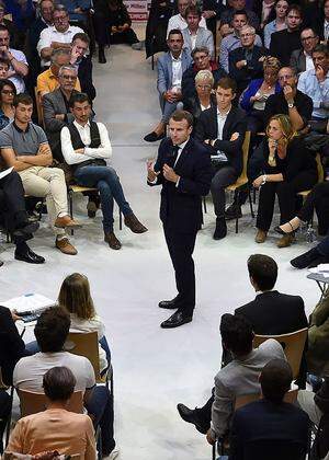 Frankreichs Präsident Emmanuel Macron bei einem Auftritt in Südwestfrankreich.