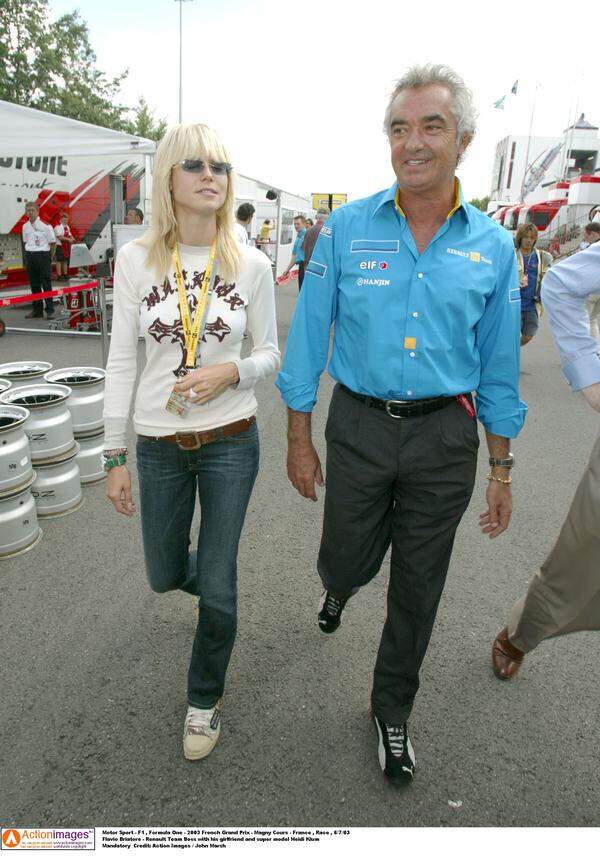 2003 lernte Heidi Klum Formel1-Chef Flavio Briatore kennen. 2004 kam Töchterchen Leni zur Welt, da gingen die beiden aber schon getrennte Wege.