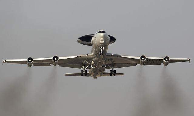 Ein Awacs-Flugzeug der Nato beim Einsatz in Osteuropa