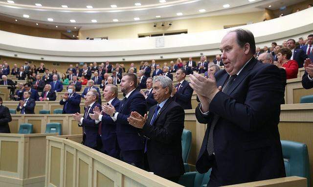 Russlands Parlament segnete die Annexion ukrainischer Gebiete ab.