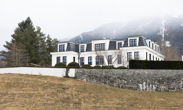 Die Villa von René Benko im Innsbrucker Stadtteil Igls, aufgenommen am 23. Jänner 2025.