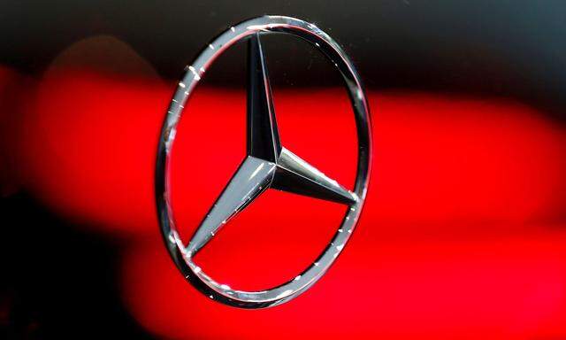 FILE PHOTO: A Mercedes logo is pictured at the Frankfurt Motor Show (IAA) in Frankfurt