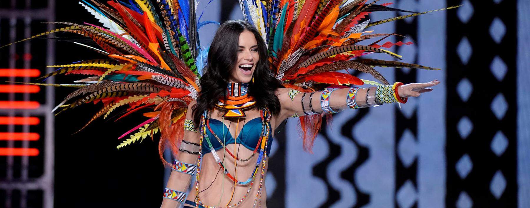 Model Adriana Lima presents a creation during the 2017 Victoria´s Secret Fashion Show in Shanghai