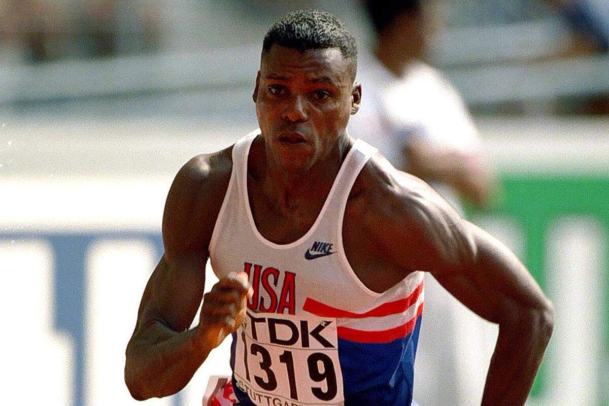 Der US-Leichtathlet nahm zwischen 1984 und 1996 vier Mal an Olympischen Spielen teil. Neunmal Gold und einmal Silber brachte er nach Hause.