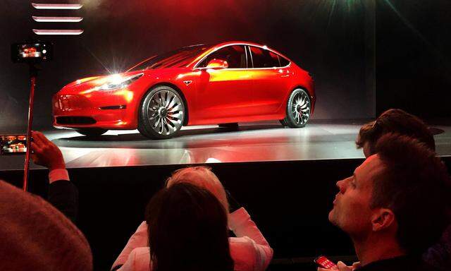 Das Model 3 wird über das Schicksal des Elektroautopioniers entscheiden.