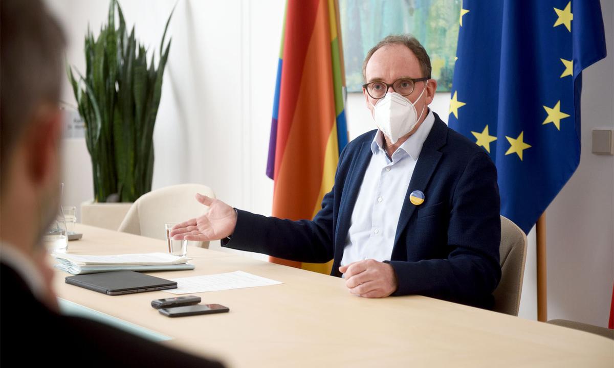 Gesundheitsminister Rauch und Twitter - nicht ganz unproblematisch.