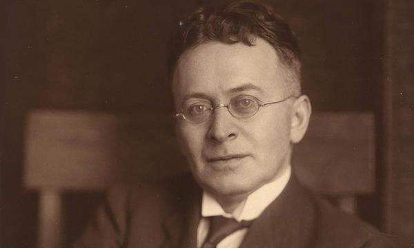 Karl Kraus‘ Geburtstag jährt sich heuer zum 150. Mal. 