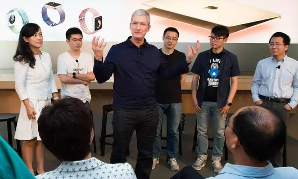 Eine Woche verbringt der Apple-Chef in China. 