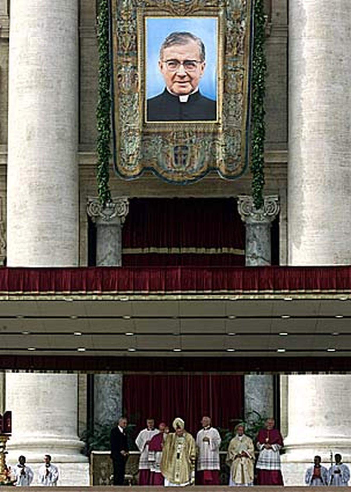 Die Personalprälatur Opus Dei ist eine der bekanntesten Interessensgruppen in der römisch-katholischen Kirche. Ziel der etwa 85.000 Mitglieder (zu 98 Prozent Laien) ist es, ein gottgefälliges Arbeits- und Privatleben zu führen.Gegründet wurde Opus Dei 1928 vom Priester Josemaria Escrivá, der 2002 von Papst Johannes Paul II. heilig gesprochen wurde (Bild).
