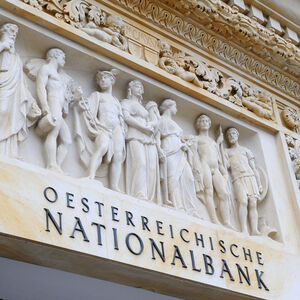 Seit drei Jahren kommen sukzessive Barren aus London und werden – nach Prüfung auf Echtheit – in die Tresore eingelagert