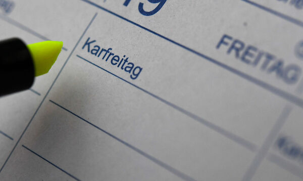 ++ THEMENBILD ++ KARFREITAG